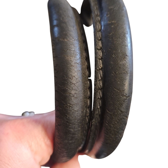 Louis Vuitton Black Tiaga Leather Unisex Briefcase - Picture 7 of 17